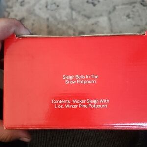 Avon Sleigh Bells in the Snow Potpourri